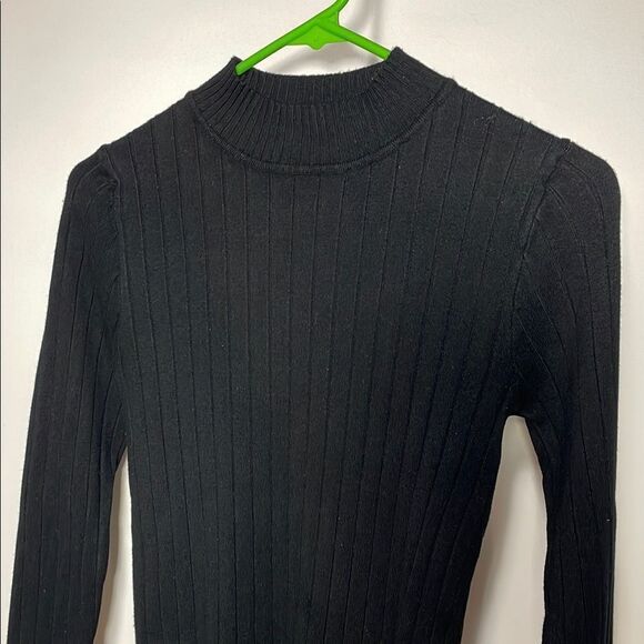 Forever 21 Black cropped Ribbed Knit Women's Top - Picture 3 of 7